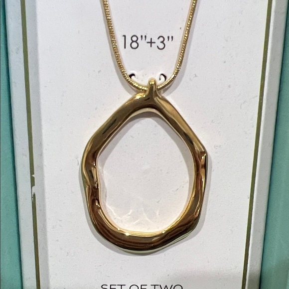 True To Form | Layered Necklace Set - Picture 8 of 9